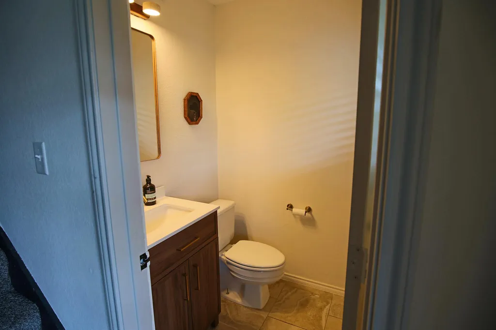 708 Cowal Drive S Spicewood TX 78669