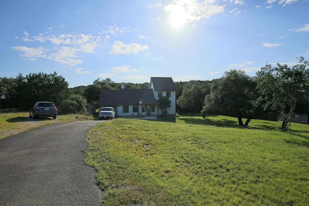 708 Cowal Drive S Spicewood TX 78669