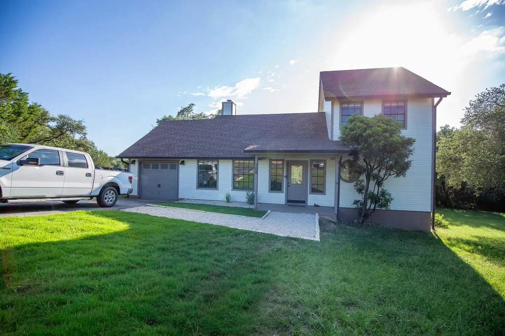 708 Cowal Drive S Spicewood TX 78669
