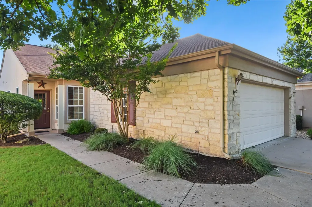 111 Bonham Loop Georgetown TX 78633