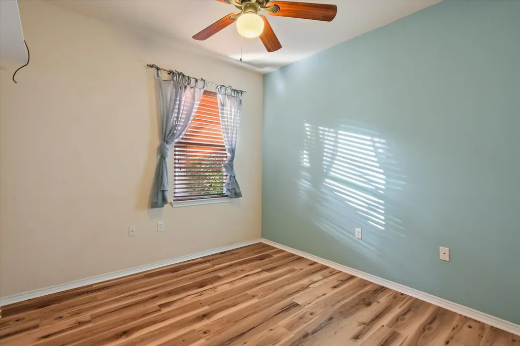 111 Bonham Loop Georgetown TX 78633