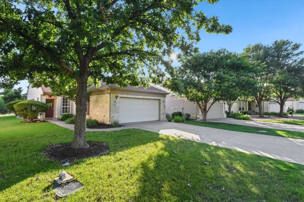 111 Bonham Loop Georgetown TX 78633