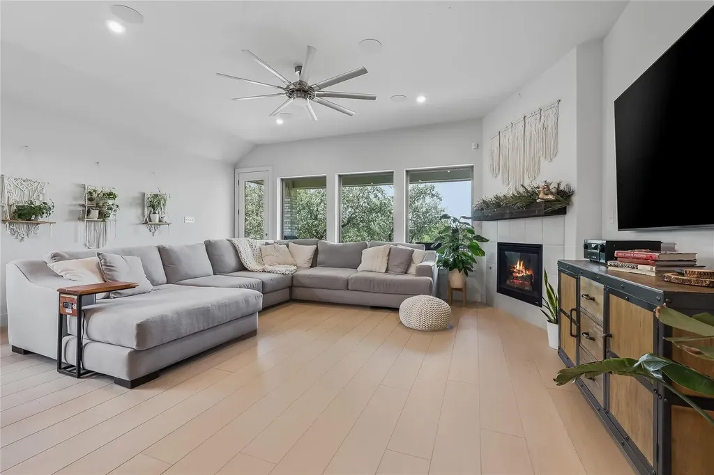 8407 Prairie Rye Drive Lago Vista TX 78654