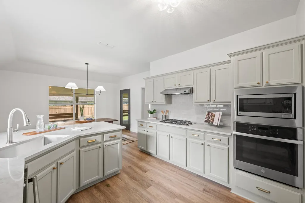 705 Split Oak Drive Pflugerville TX 78660