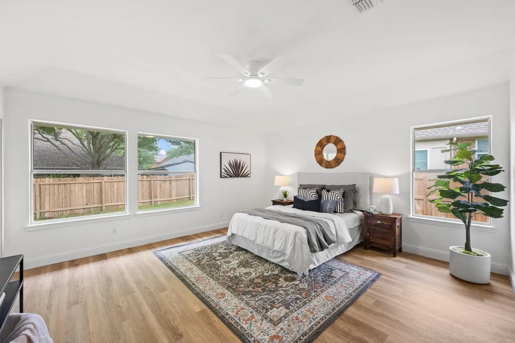 705 Split Oak Drive Pflugerville TX 78660