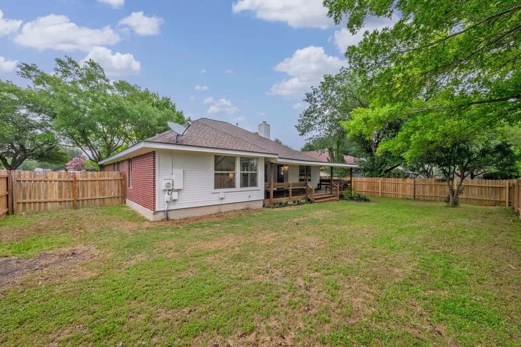 705 Split Oak Drive Pflugerville TX 78660