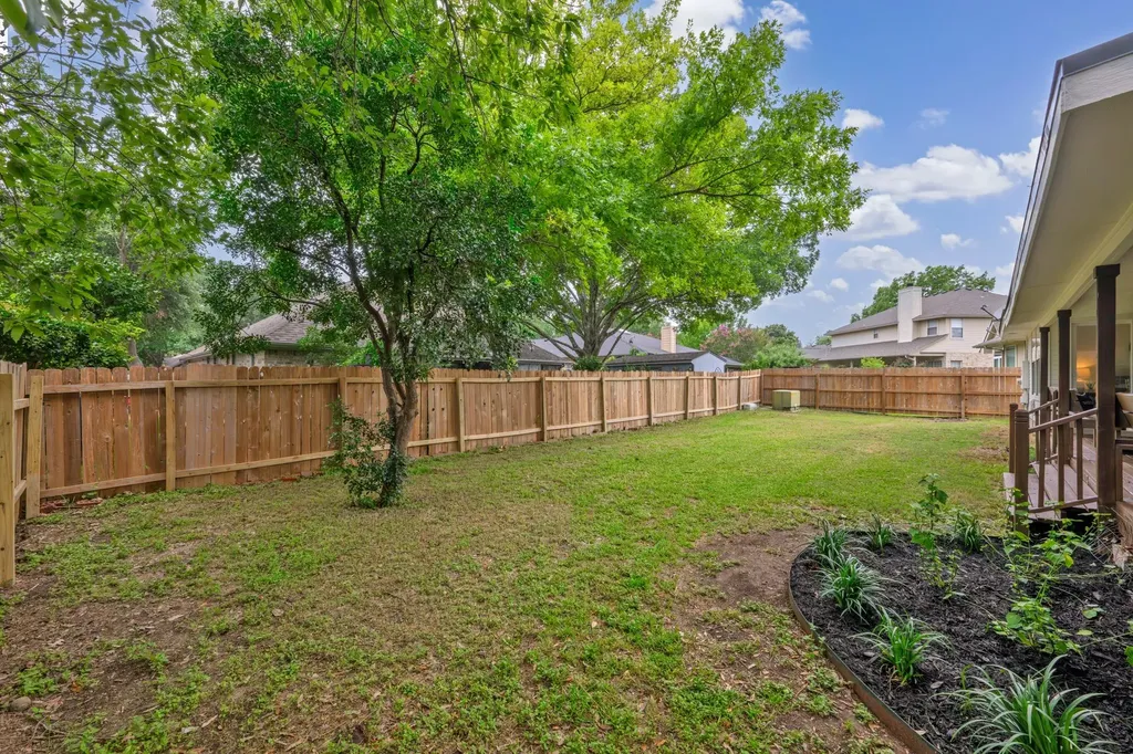 705 Split Oak Drive Pflugerville TX 78660