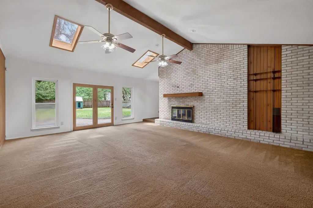 3406 Spotted Horse Trail Austin TX 78739