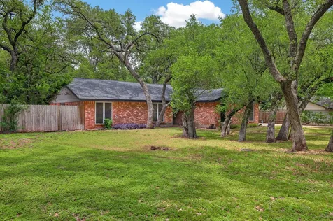 3406 Spotted Horse Trail Austin TX 78739
