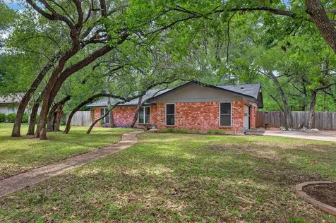 3406 Spotted Horse Trail Austin TX 78739