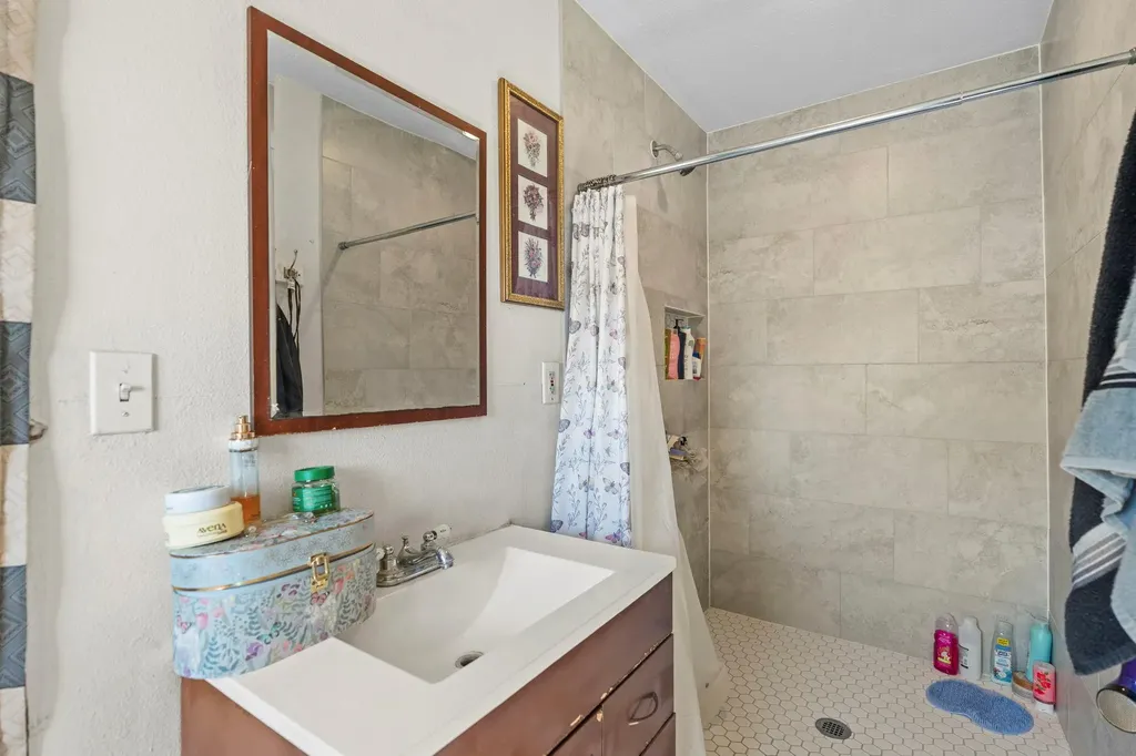 110 Belinda Lane Kyle TX 78640