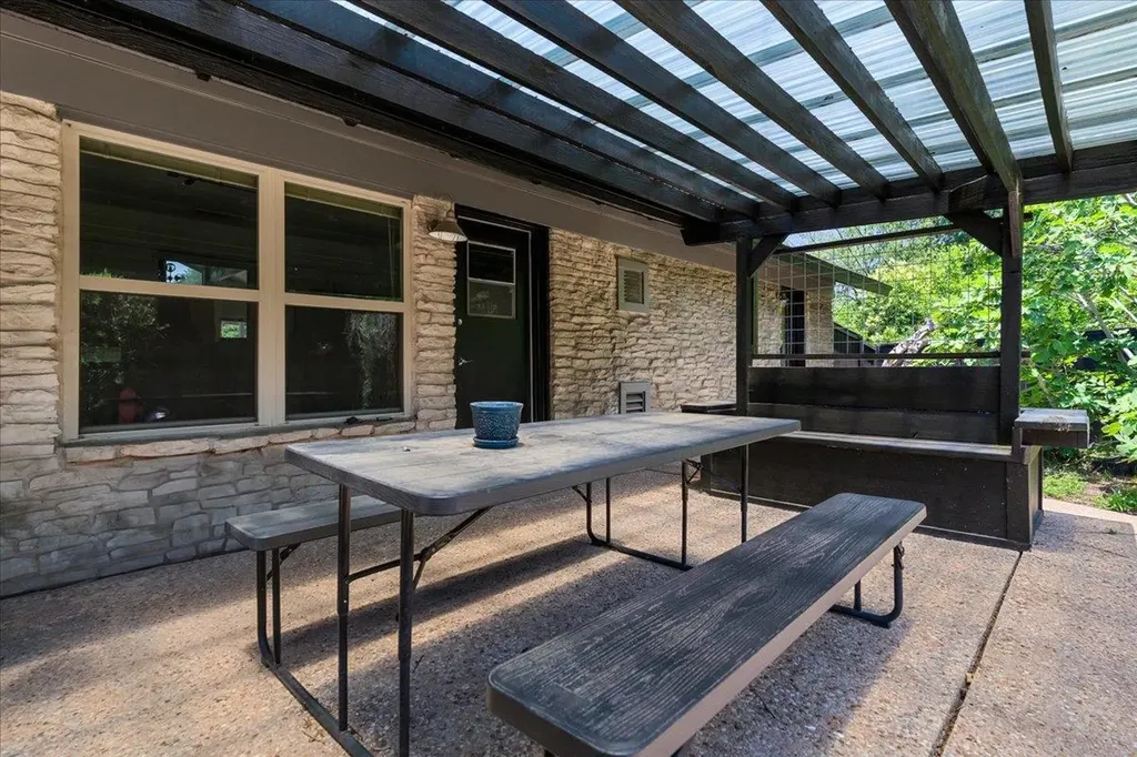 3605 Winfield Cove Austin TX 78704
