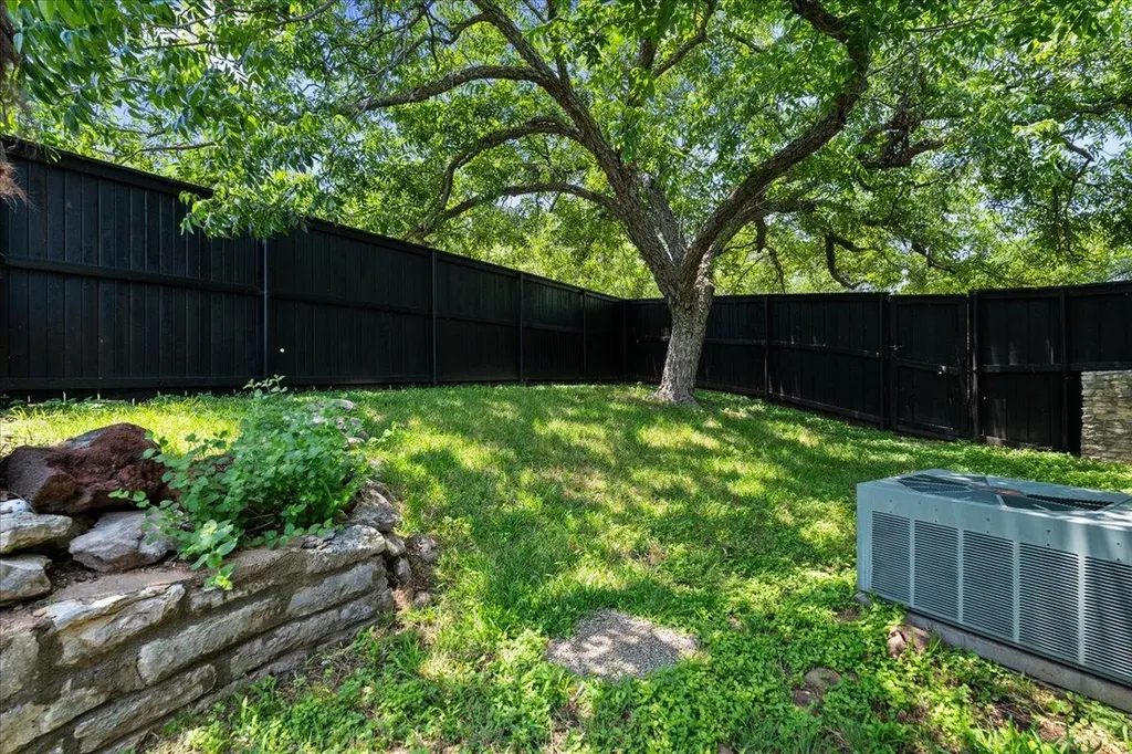 3605 Winfield Cove Austin TX 78704