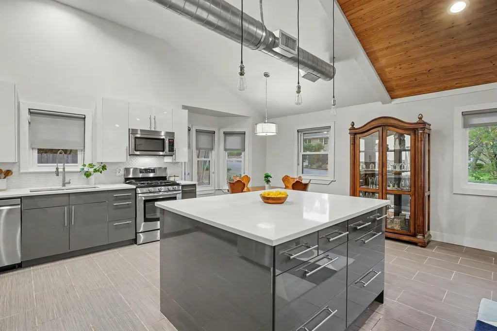 6903 Ardath Street Austin TX 78757