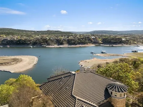 17912 Crystal Cove Jonestown TX 78645