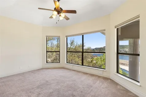 17912 Crystal Cove Jonestown TX 78645