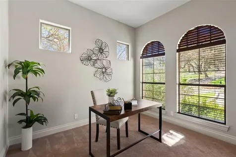 17912 Crystal Cove Jonestown TX 78645
