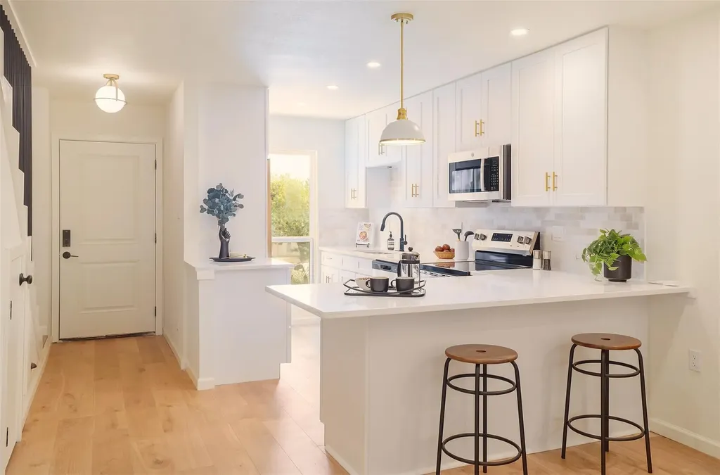 3802 Southway Drive Austin TX 78704