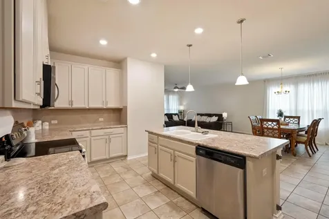 1004 Grand Teton Trail Taylor TX 76574