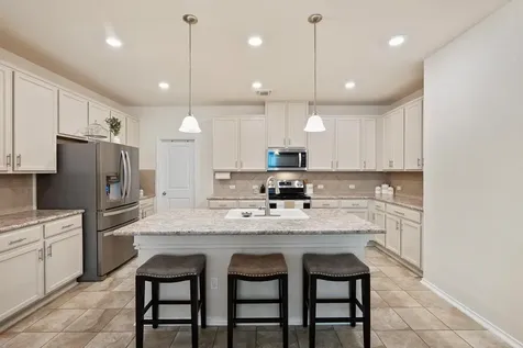 1004 Grand Teton Trail Taylor TX 76574