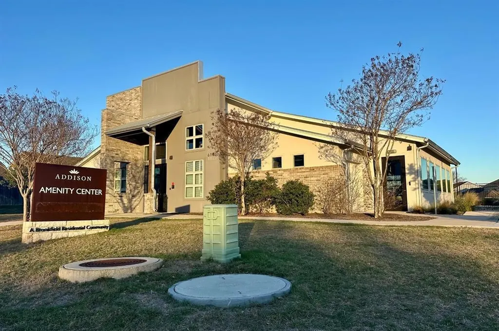 8206 Greyhawk Cove Austin TX 78744