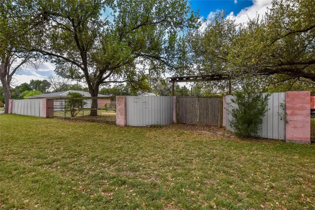 3317 Bosque Lane Austin TX 78754