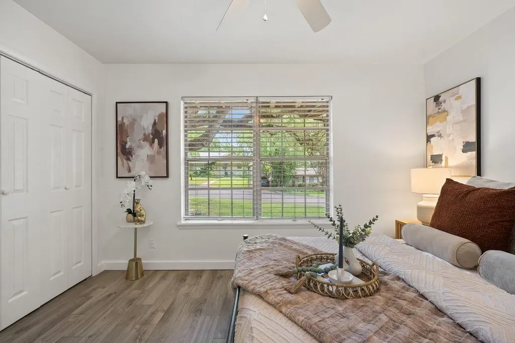 4904 Enchanted Lane Austin TX 78745