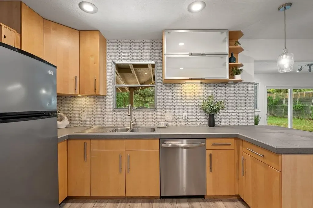 4904 Enchanted Lane Austin TX 78745