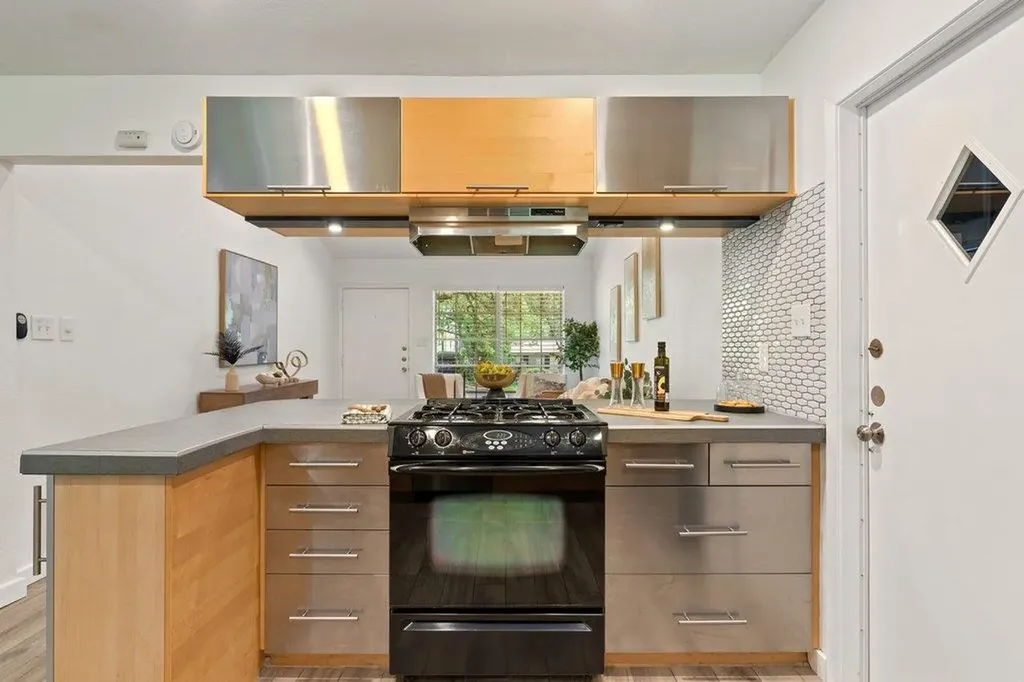 4904 Enchanted Lane Austin TX 78745