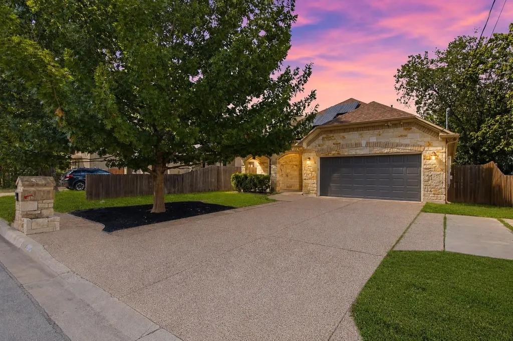 2806 Prado Street Austin TX 78702