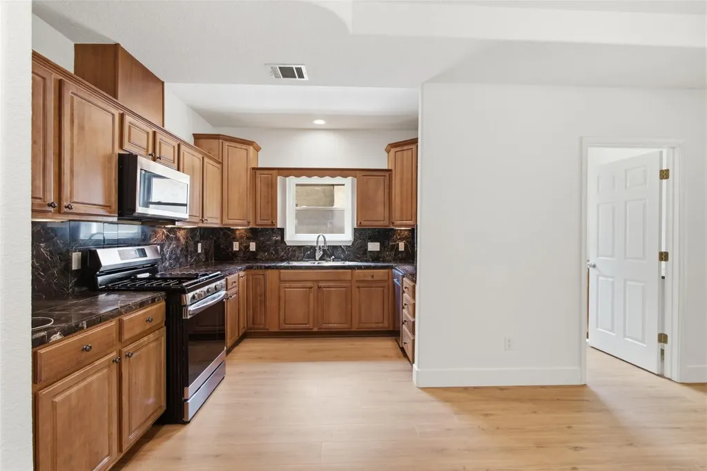 2806 Prado Street Austin TX 78702