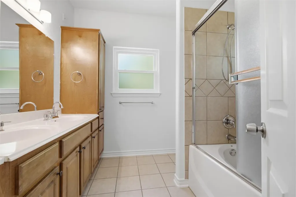 2806 Prado Street Austin TX 78702