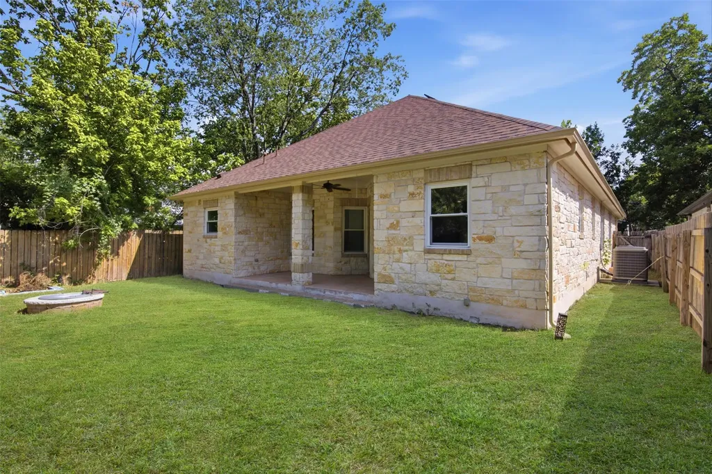 2806 Prado Street Austin TX 78702