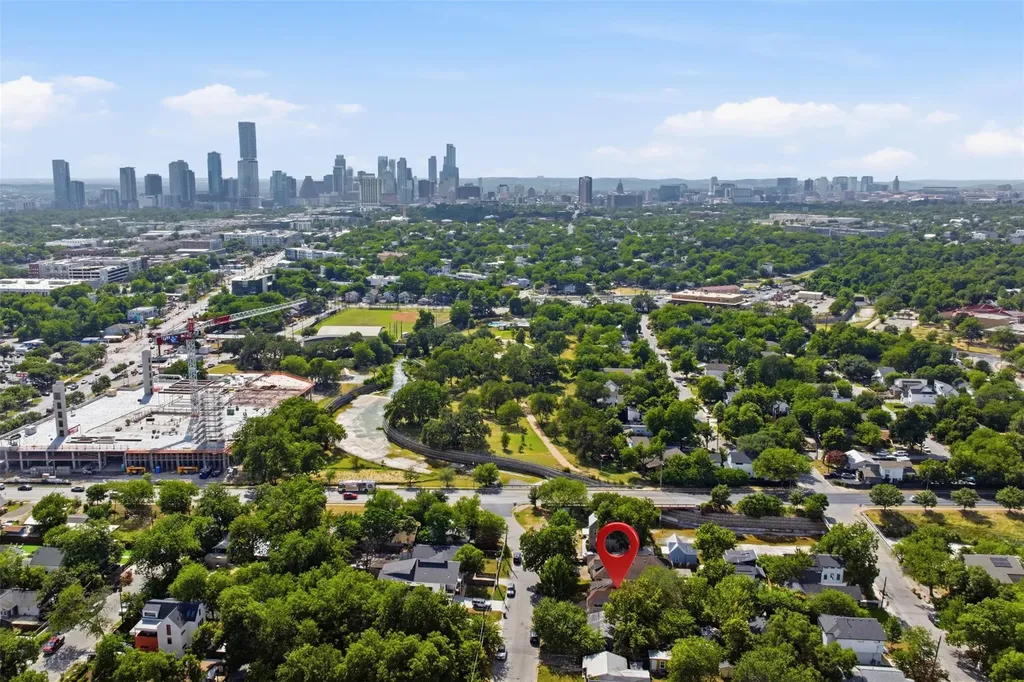 2806 Prado Street Austin TX 78702