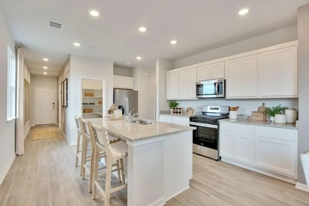 10611 Typhoon Lane Buda TX 78610