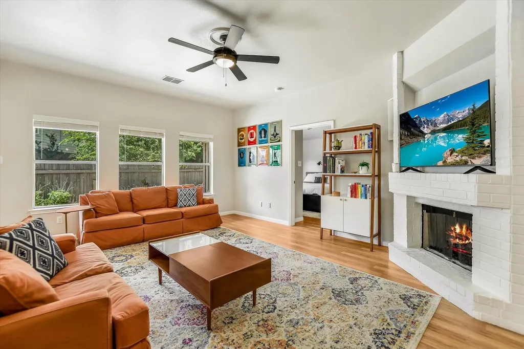 1017 Gulf Way Round Rock TX 78665