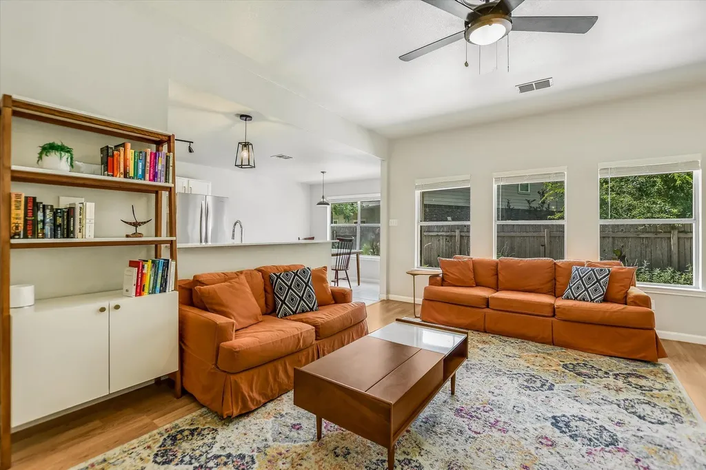 1017 Gulf Way Round Rock TX 78665