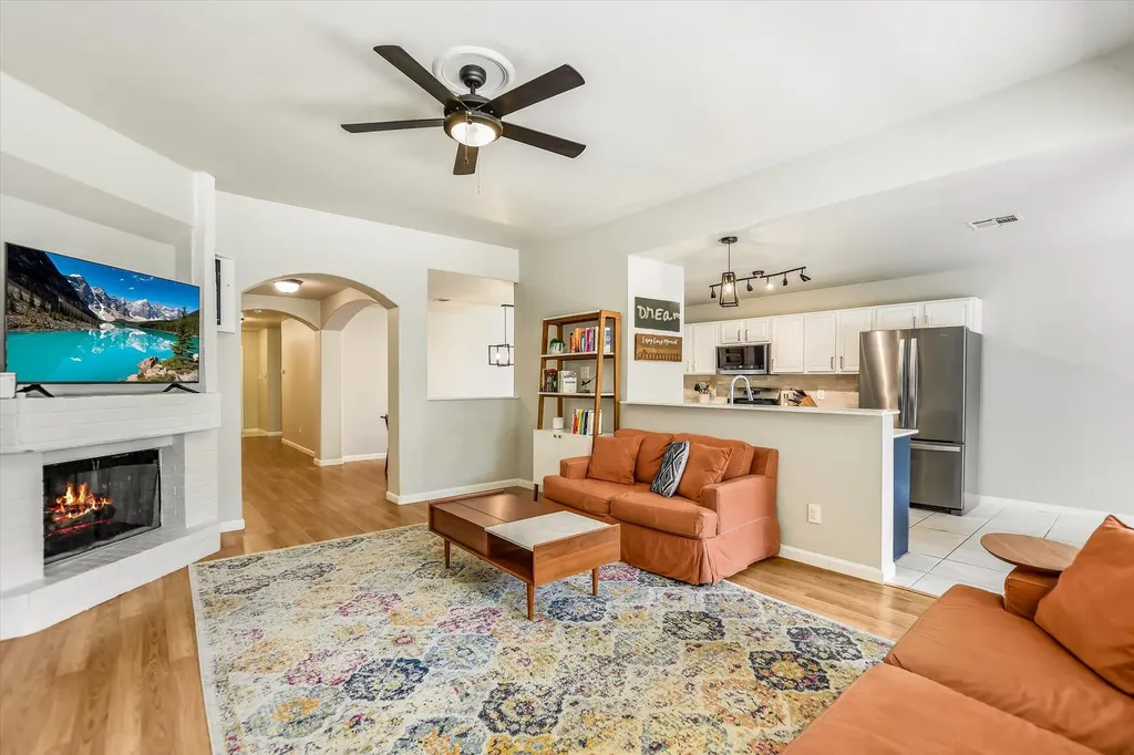 1017 Gulf Way Round Rock TX 78665