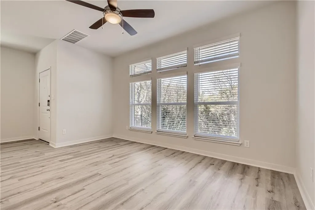 605 W South Street Leander TX 78641