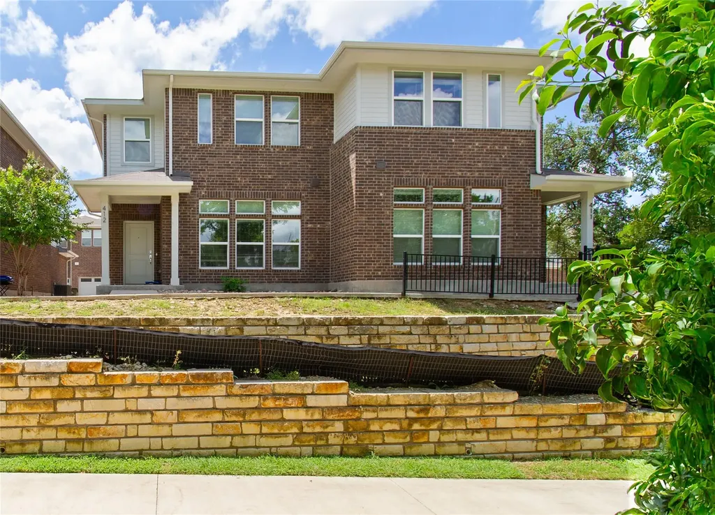 605 W South Street Leander TX 78641