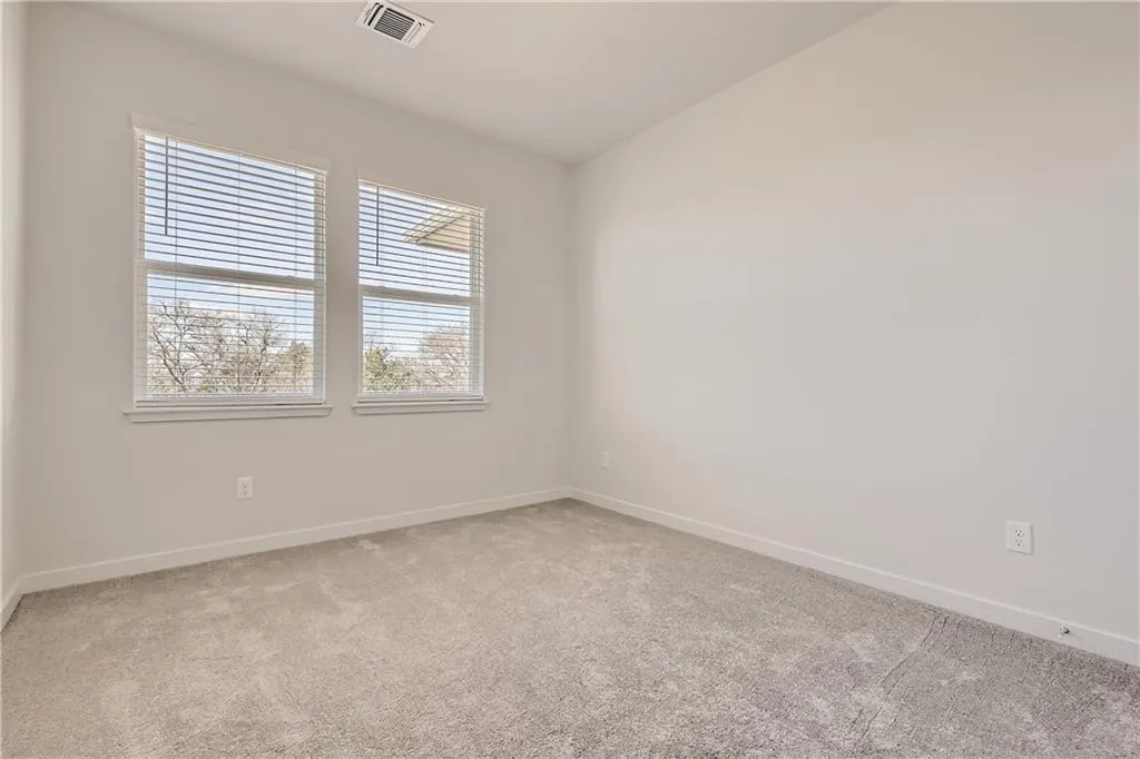 605 W South Street Leander TX 78641