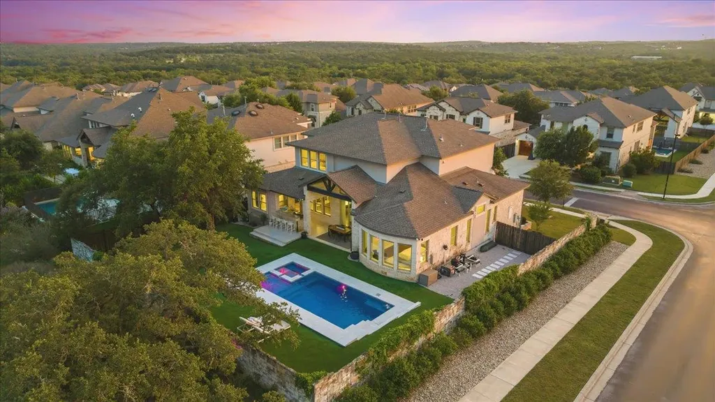 12801 Veronese Drive Austin TX 78739