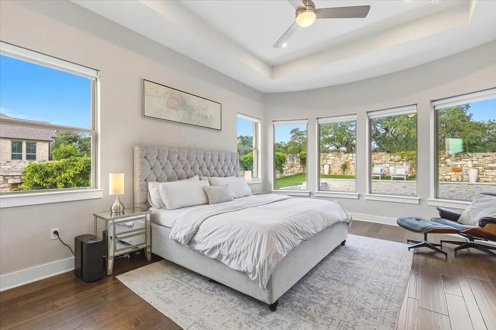12801 Veronese Drive Austin TX 78739