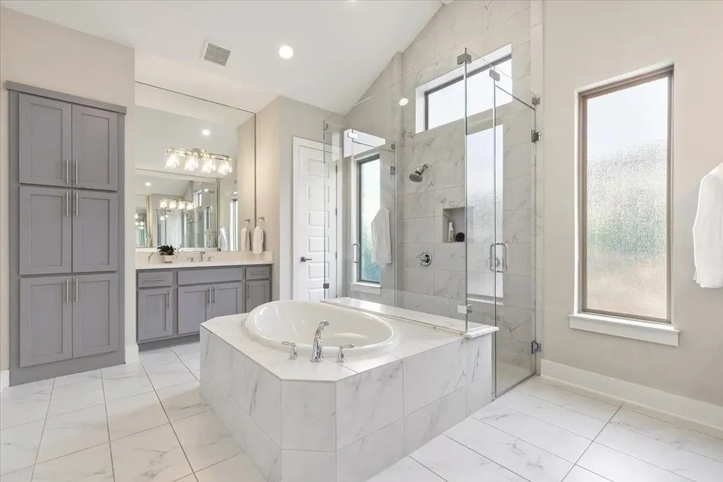 12801 Veronese Drive Austin TX 78739