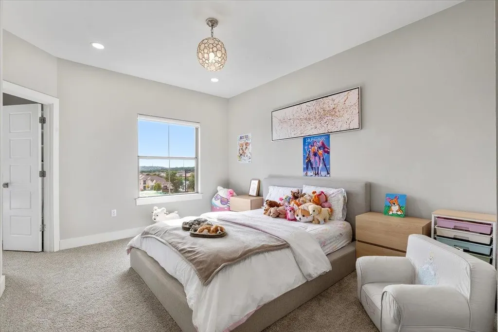 12801 Veronese Drive Austin TX 78739