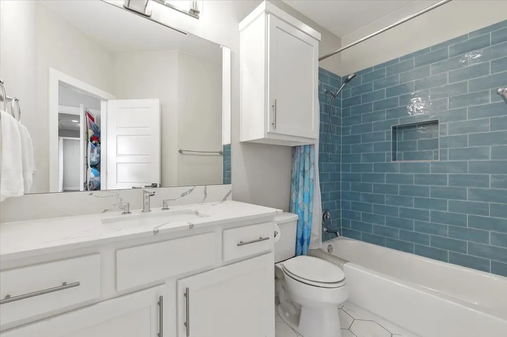 12801 Veronese Drive Austin TX 78739