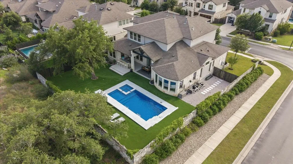 12801 Veronese Drive Austin TX 78739