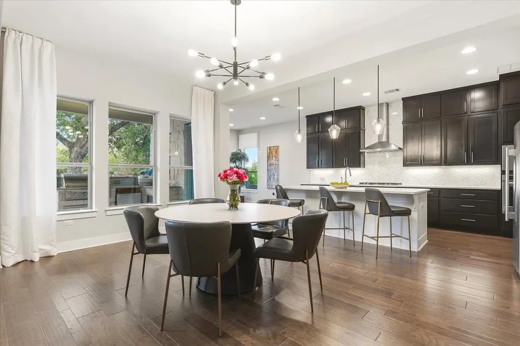 12801 Veronese Drive Austin TX 78739