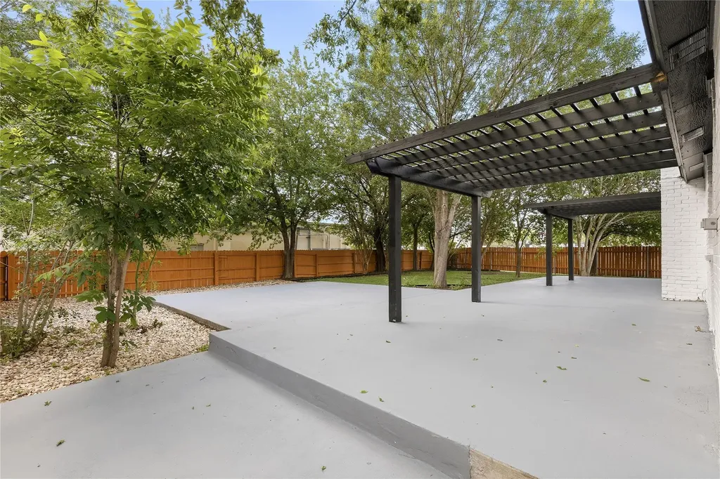 6607 Starstreak Drive Austin TX 78745