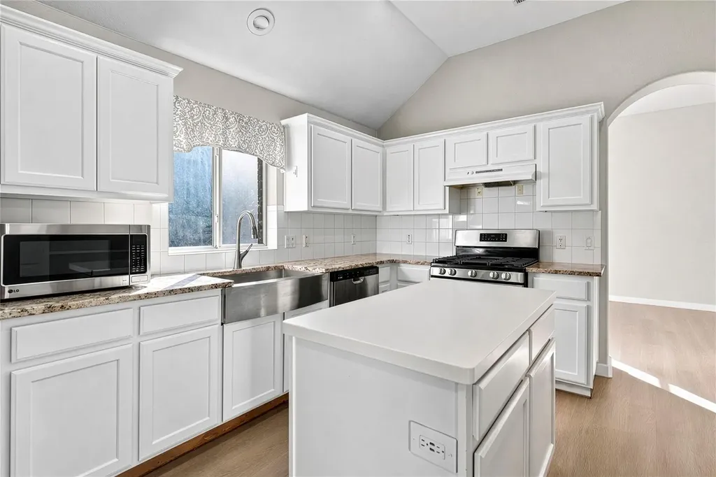 8248 Montoya Circle Austin TX 78717